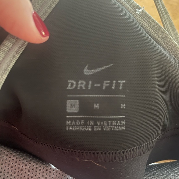 Nike dri fit sports bra size medium - Picture 5 of 5